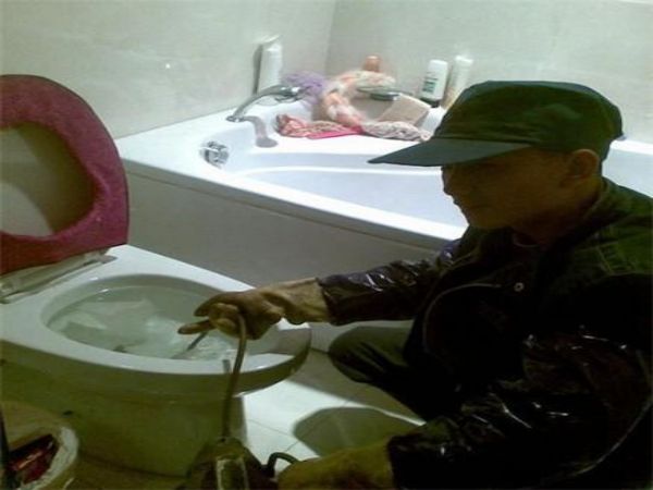 万柏林浴缸疏通（万柏林马桶疏通）